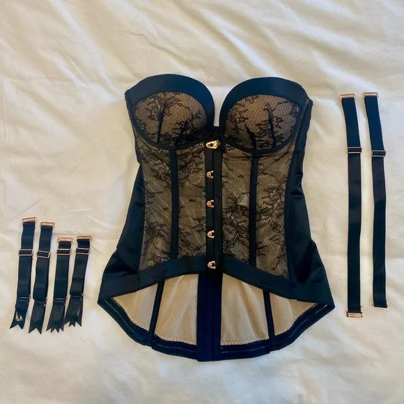 Gossard VIP RETROLUTION CORSET - BLACK 32D
